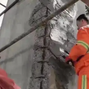 桑植梁板柱楼梯空洞蜂窝剥落露筋等表面破损修补用高强聚合物修补砂浆